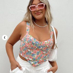 Princess Polly aleta pink floral top